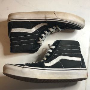 Vans off the wall black suede lace up high top sneakers